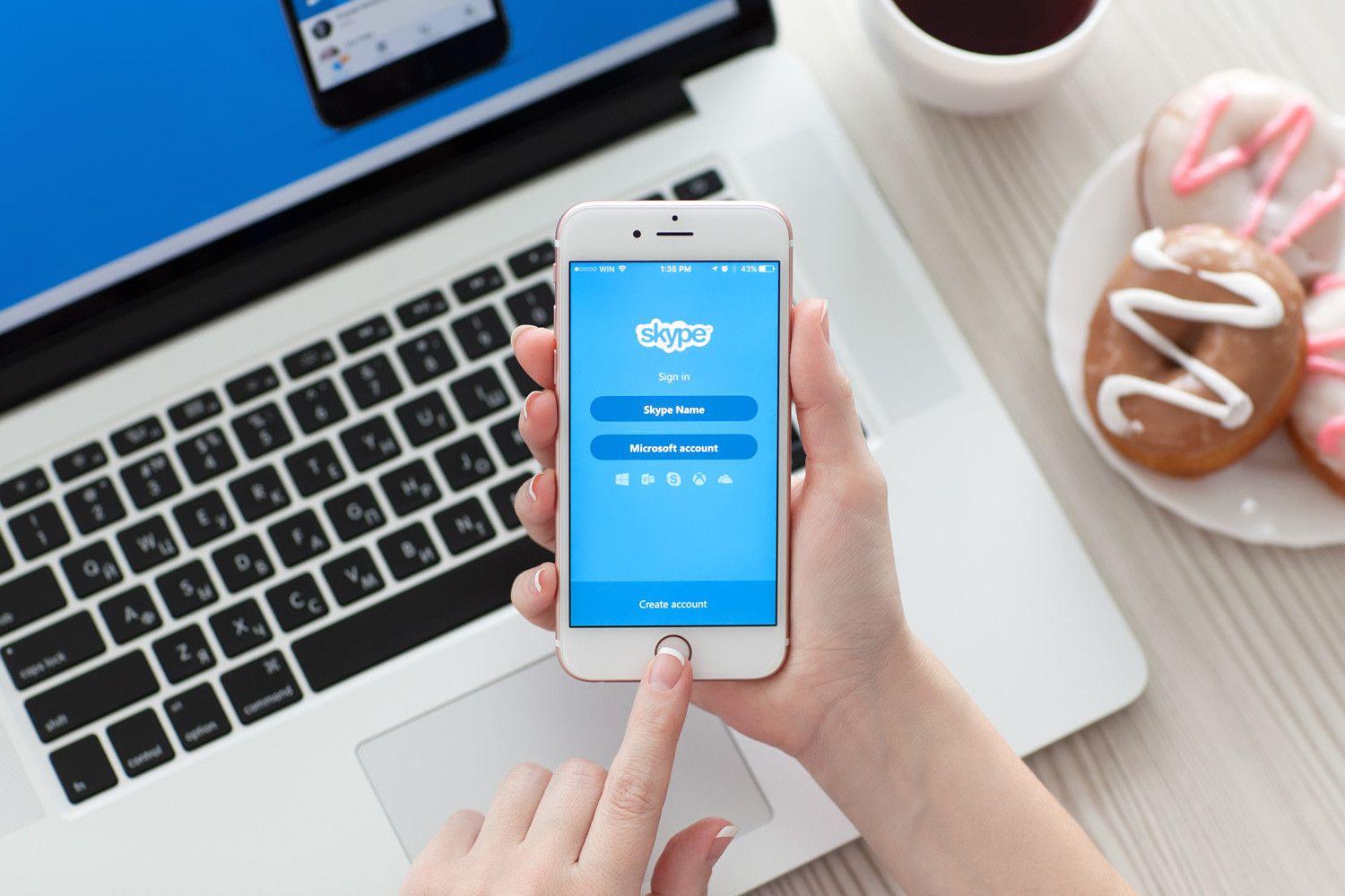 WhatsApp被收购后全球用户破20亿，Skype为何黯然退场？