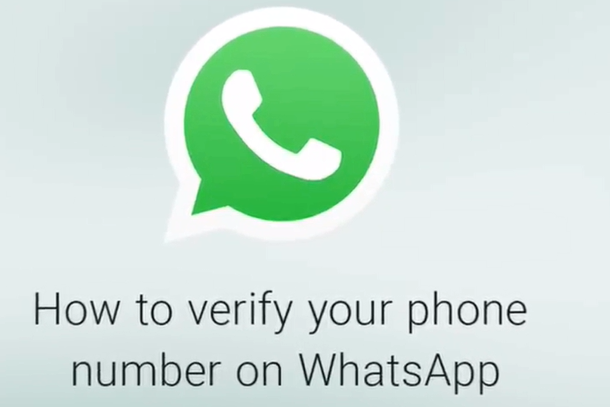 1.在安卓手机上打开WhatsApp，点击右上角【?】；