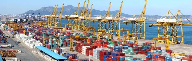选择国内到泰国的运输方式，我司泰国双清海运跟陆运都可以