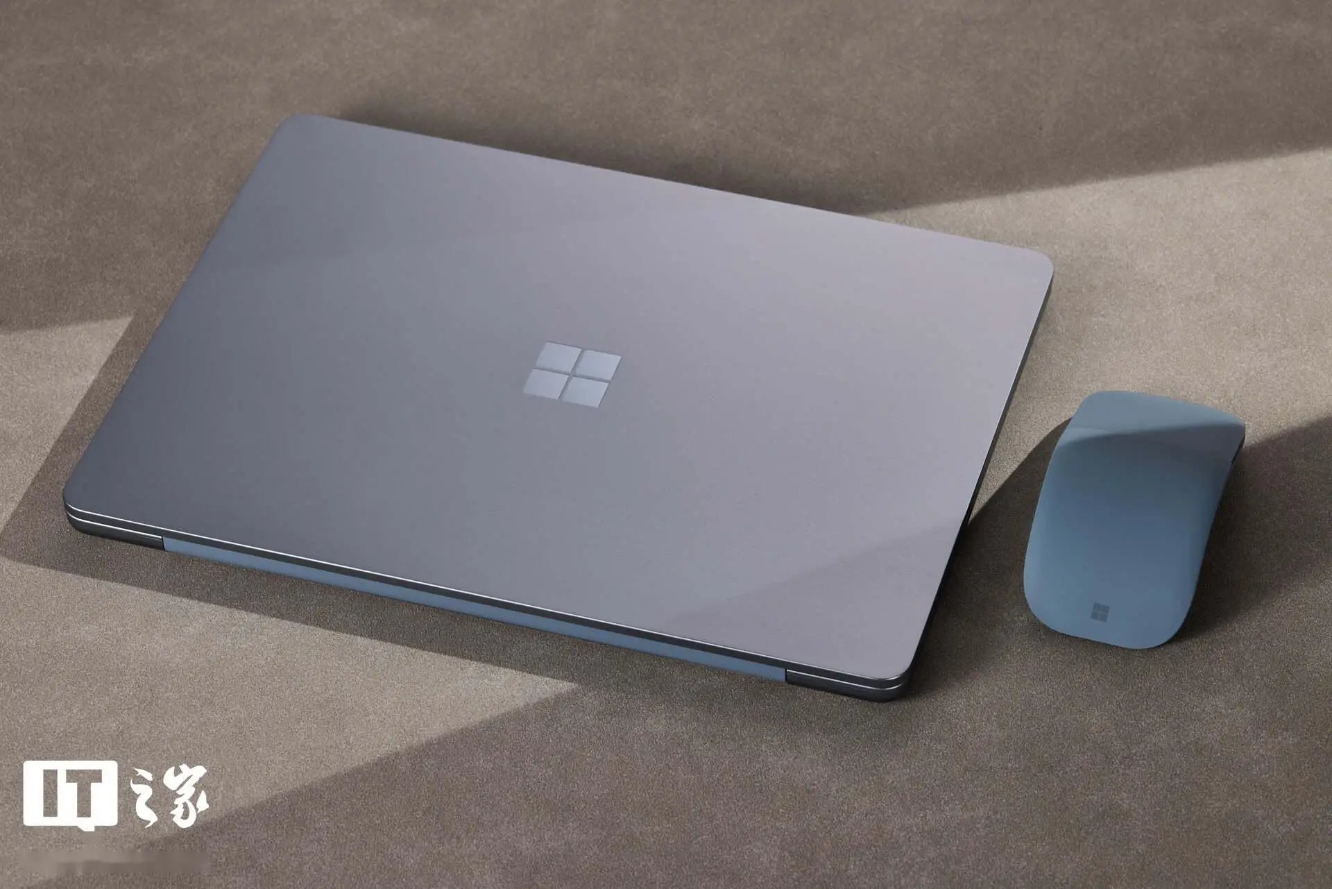 Surface Laptop 13 英寸版 评测 _ 微软 Surface Laptop 13 性能 _WhatsApp